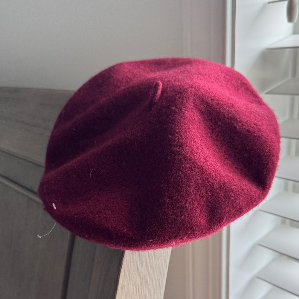 Stylish Burgundy Beret - Never Worn